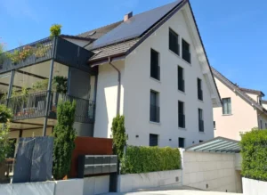 Mehrfamilienhaus in Aristau mit Unterniveaugarage, verwaltet von AW Immobilientreuhand