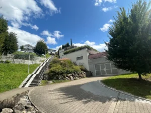 14 Terrassenwohnungen mit Hallengarage und Fernwärme in Dottikon – Verwaltung durch AW Immobilien.